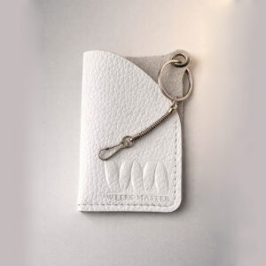 картхолдер из натуральной кожи ручной работы белый