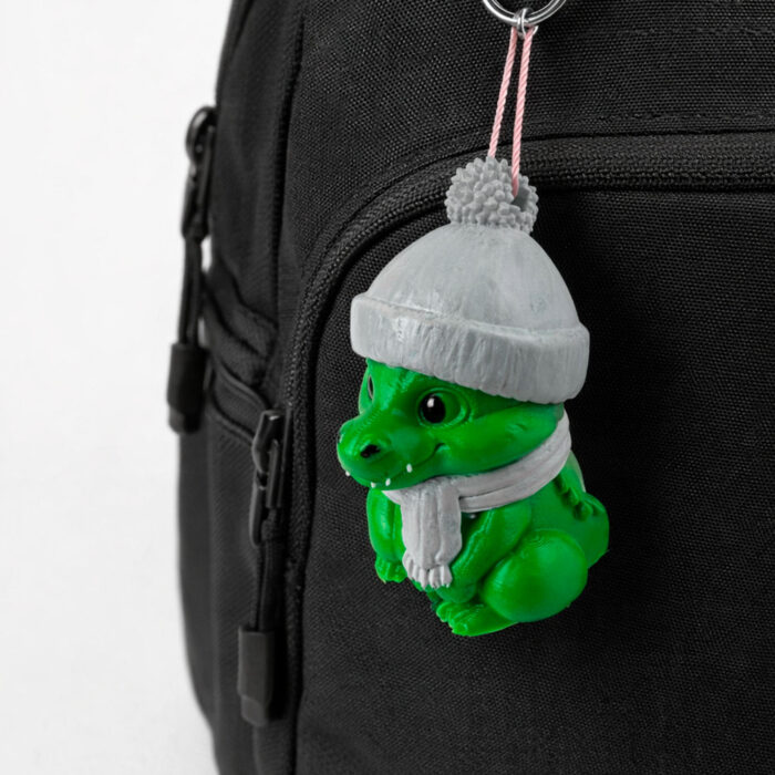 05 фигурка крокодил зелёный в шапочке игрушка на ёлку сувенир