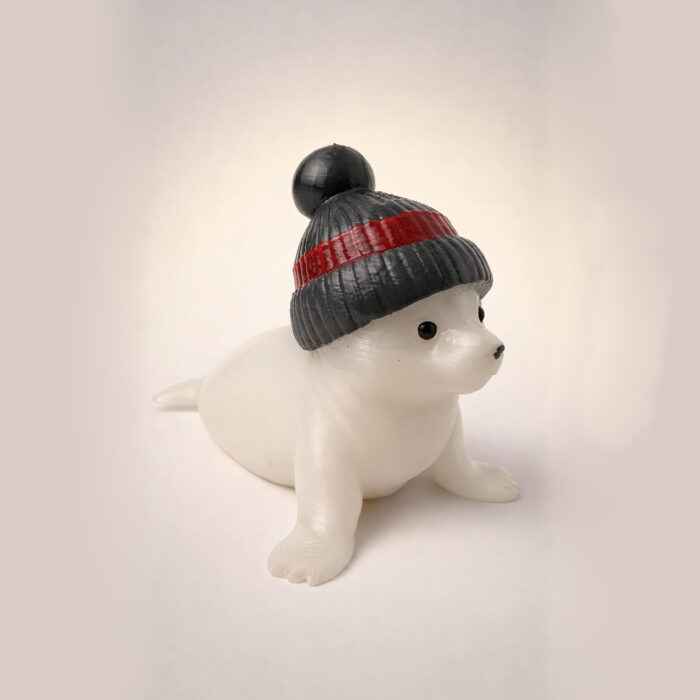 фигурка тюлень белёк белый в шапочке игрушка на ёлку сувенир