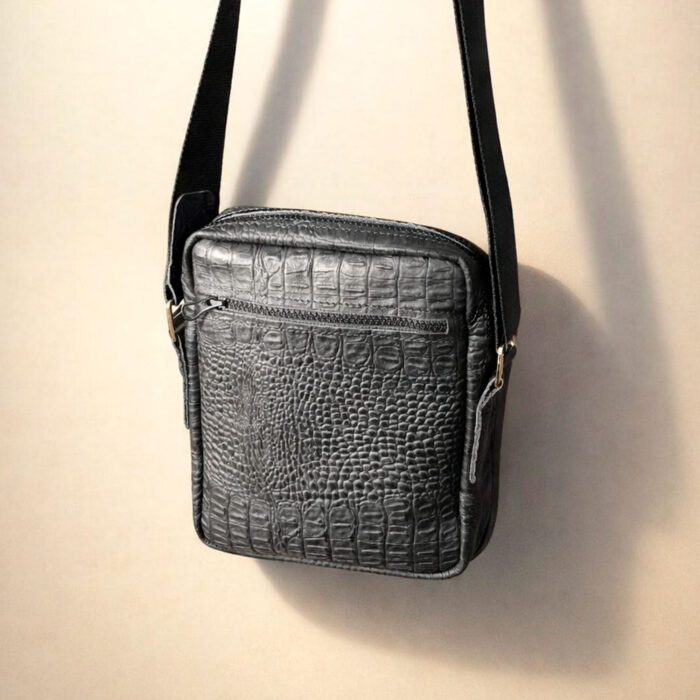 1 Сумка мужская кожаная A5 с тиснением под крокодила WELES MASTER
