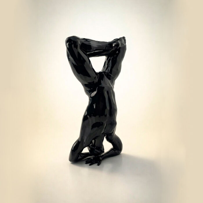 Статуэтка йога человек полигональная для интерьера