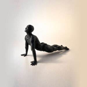 Статуэтка йога человек полигональная для интерьера