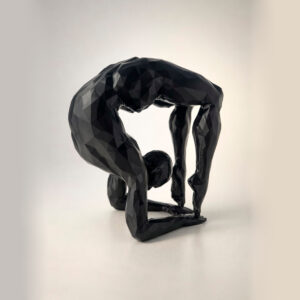 Статуэтка "Йога-человек" чёрная полигональная №08