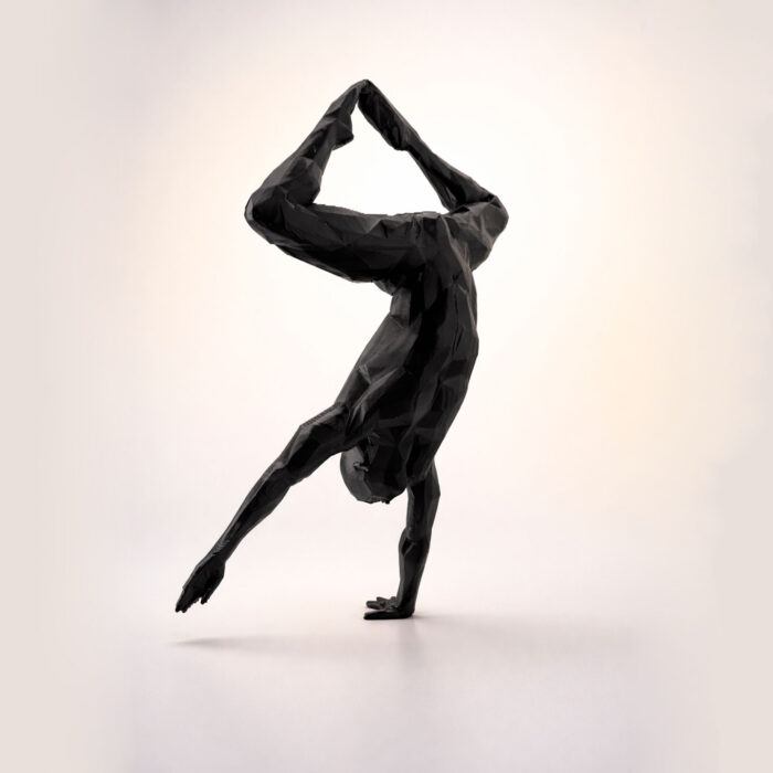 2 статуэтка йога человек полигональная для интерьера чёрная