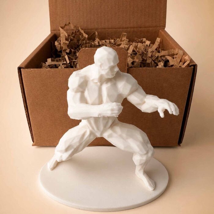 06 для сайта Сильный человек №006 — полигональная статуэтка спортсмена