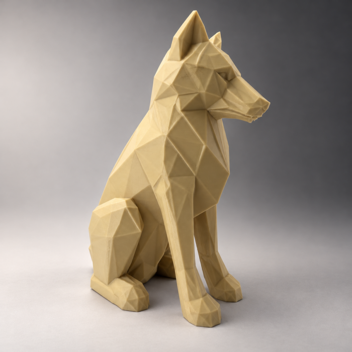 01 САЙТ Интерьерная полигональная фигурка Волк из ABS бежевая 3D-печать