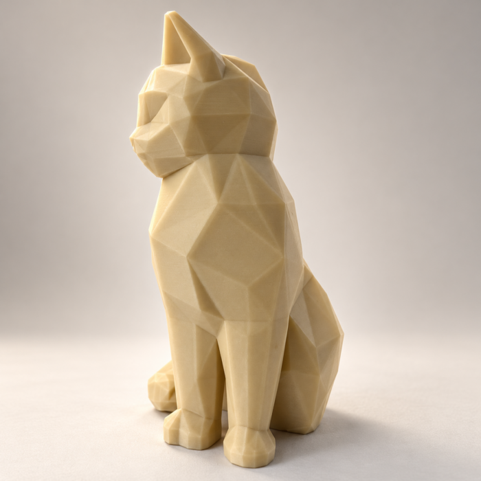 03 сайт Интерьерная полигональная фигурка Кот из ABS бежевая 3D-печать