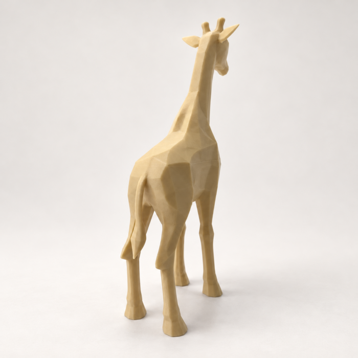04 сайт Интерьерная полигональная фигурка Жираф из ABS бежевая 3D-печать